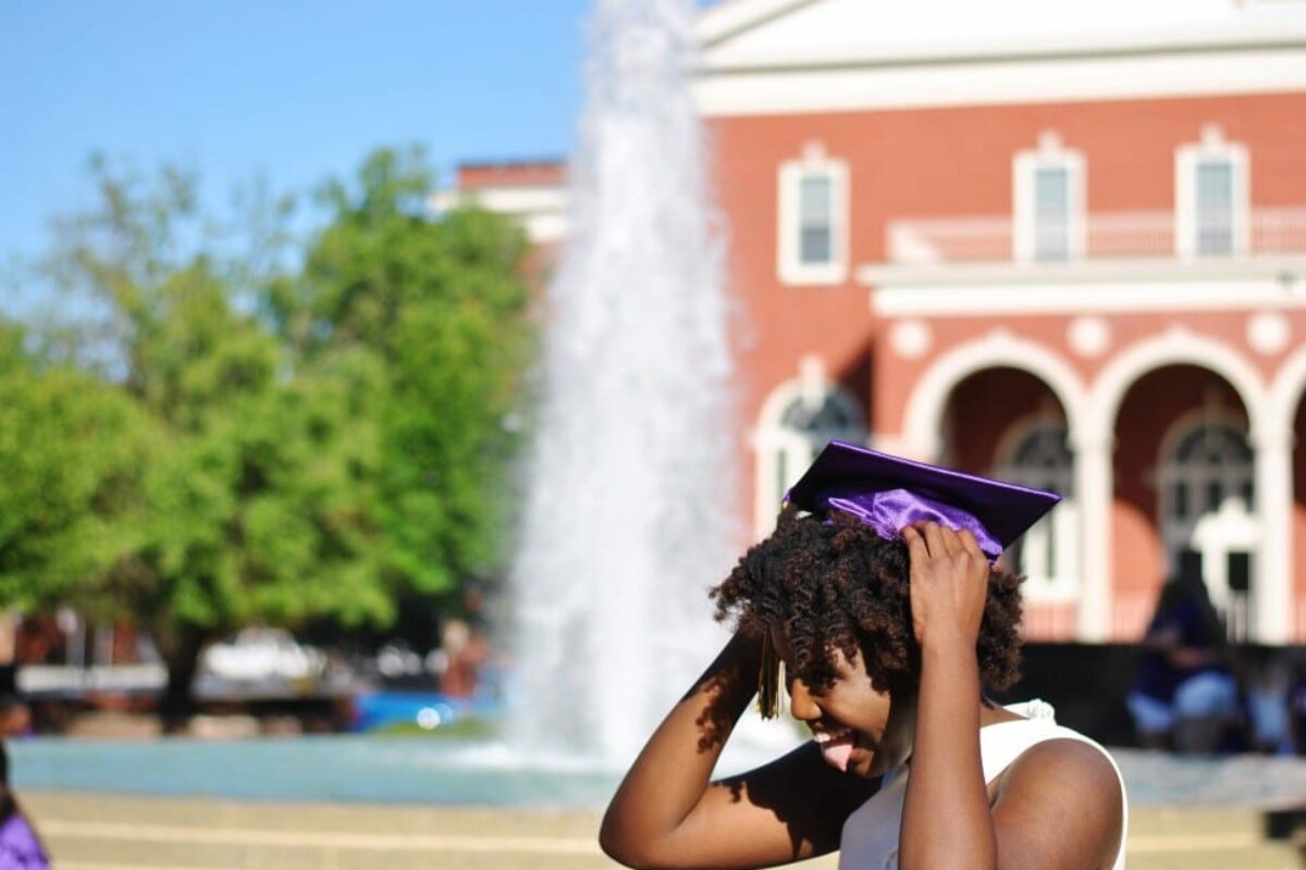 Scholarships for Women: Your 2021 List