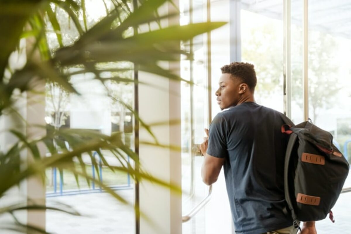 26 Amazing Merit-Based Scholarships for 2021