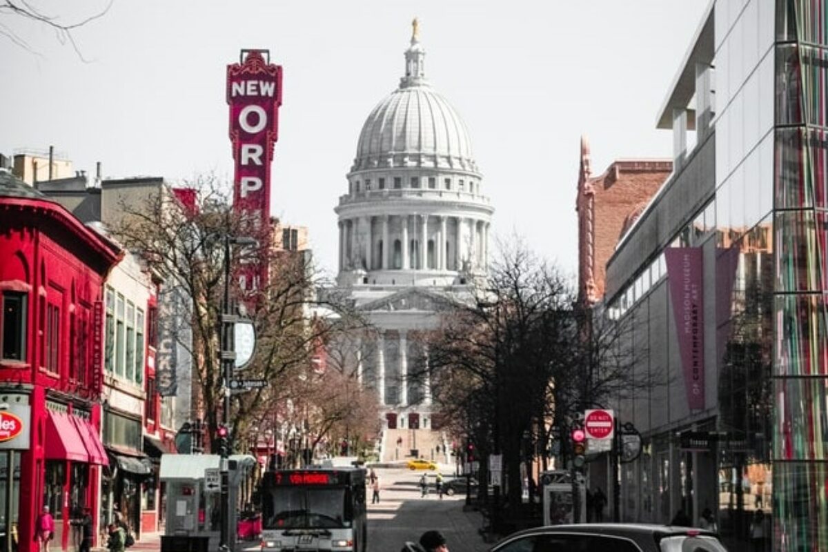 Wonderful Wisconsin Scholarships for 2021